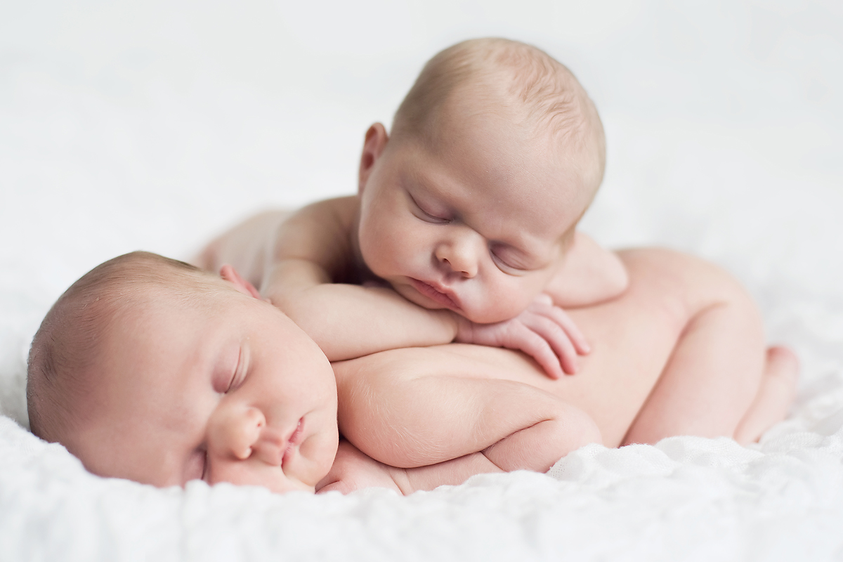 infant twins photography