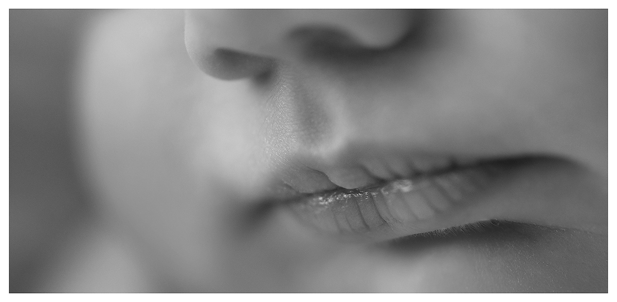 black and white baby lips, detail shots, newborn photo session