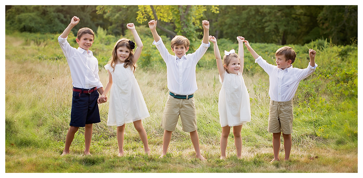 Children's photo session. Hillstead museum in Farmingtion, CT. CT Family photographer Kelli Dease.