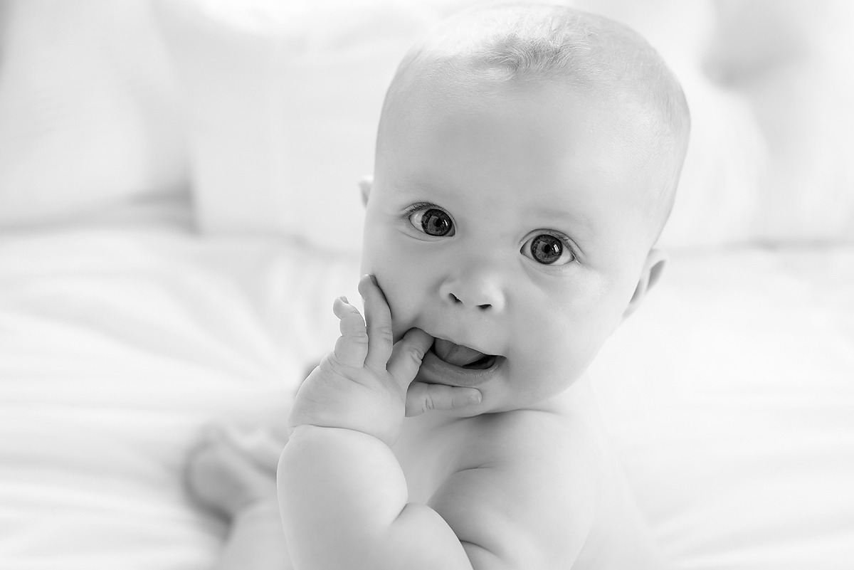 CUTE BABY IN BLACK AND WHITE BY CT BABY PHOTOGRAPHER KELLI DEASE