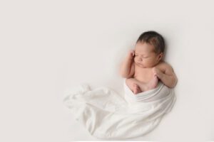 NEWBORN PHOTOGRAPHERS GRANBY CT
