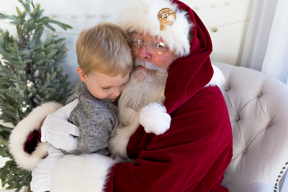 Photos with Santa. CT portrait studio. Holiday and Christmas mini sessions.