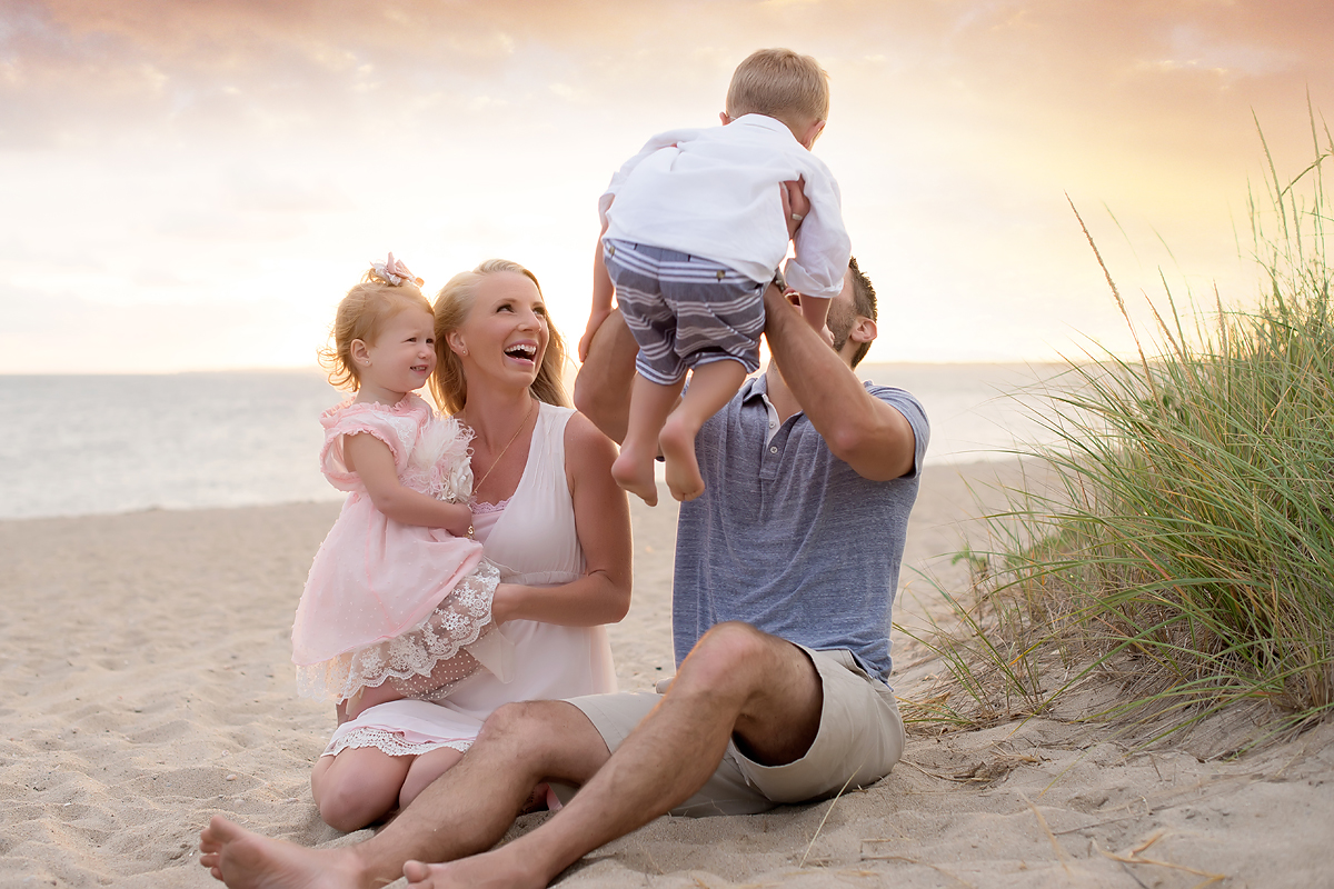 Outdoor Sunset Beach Photo Session in Connecticut | CT Children's Photographer | West Hartford Family Photography | CT Photography | www.kellidease.com