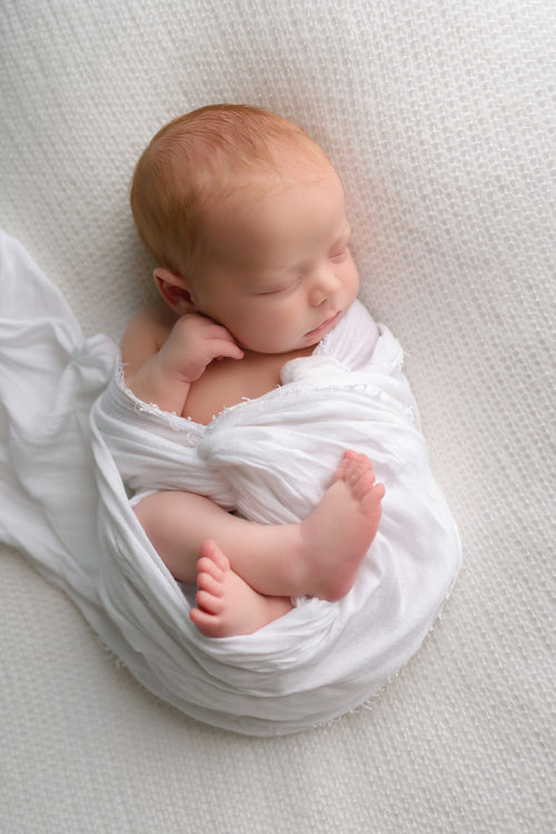 newborn baby photos | timeless newborn photography | West Hartford, CT Newborn Photographers | CT Portrait Studio |www.kellidease.com