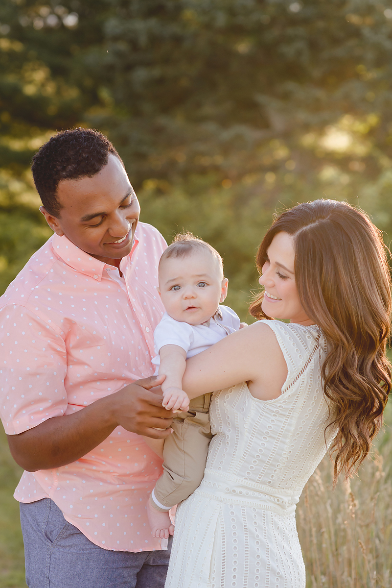 Outdoor Sunset Family Field Session in Connecticut | CT Family Photographer | Hartford County Family Photography | CT Photography | www.kellidease.com