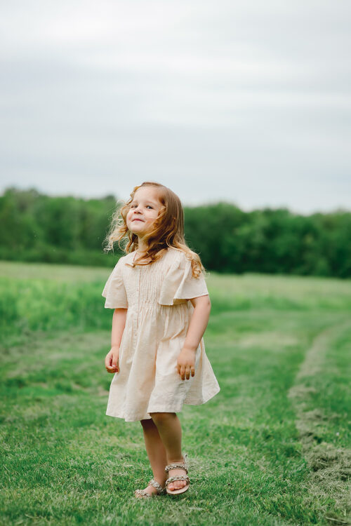 Best Family Photographers in CT | Outdoor CT Family Photography | CT Family Photographer | CT Outdoor Newborn Photography | www.kellidease.com