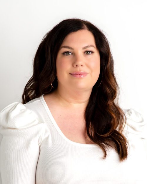 Professional headshots for LinkedIn and corporate profiles in a clean and modern style. Headshot photographers in Farmington, CT.