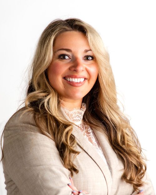 Professional headshots for LinkedIn and corporate profiles in a clean and modern style. Headshot photographers in Farmington, CT.
